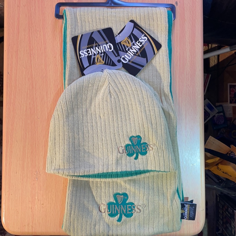 GUINNESS Official Merchandise REVERSIBLE BEANIE & SCARF🧣NWT🧣Era Y2K-2009 RARE